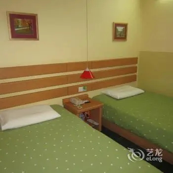 Home Inn Yantai Coach Station 