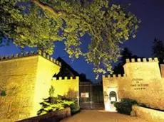 Chateau de Vault de Lugny 