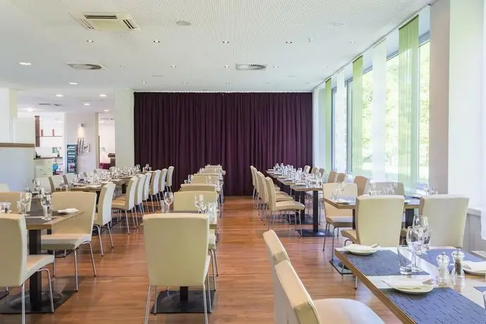 Park Inn by Radisson Frankfurt Airport 