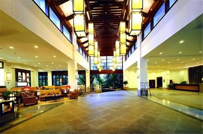 Junxuan Jianguo Holiday Hotel