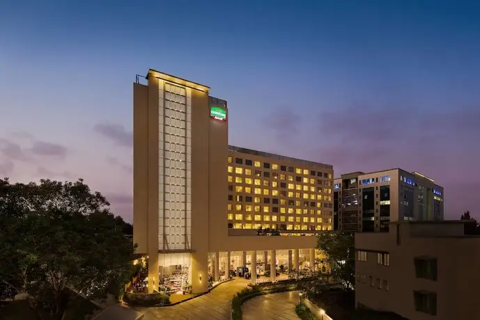 Courtyard by Marriott Mumbai International Airport