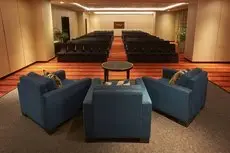 Courtyard by Marriott Mumbai International Airport 