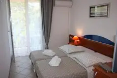 Tourist Settlement Brzet Hotel Omis 