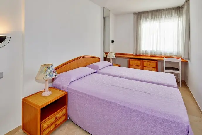 Apartamentos Centremar 