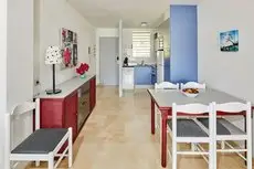 Apartamentos Centremar 