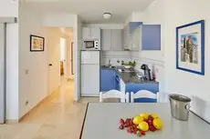 Apartamentos Centremar 