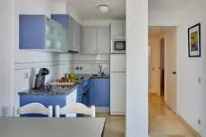 Apartamentos Centremar 