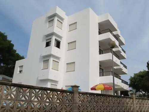 Apartamentos Mar Bella 