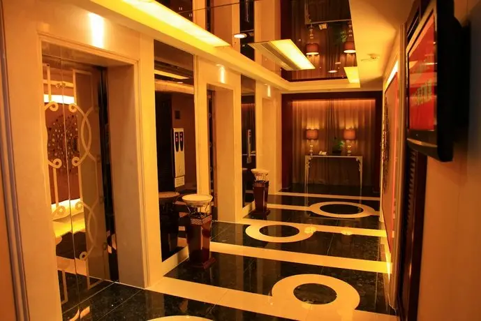 Zhuhai Charming Holiday Hotel 