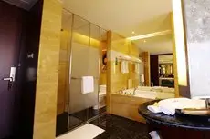 Zhuhai Charming Holiday Hotel 