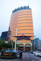 Zhuhai Charming Holiday Hotel 