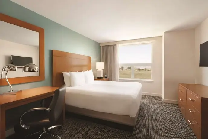 Hyatt House Denver Airport 