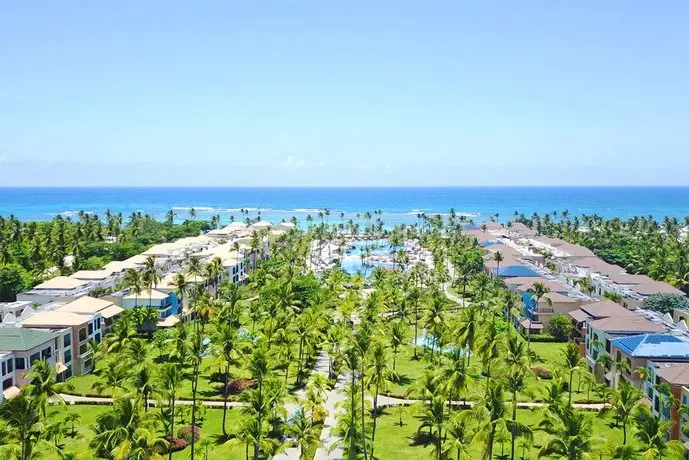 Ocean Blue & Sand Beach Resort - All Inclusive 