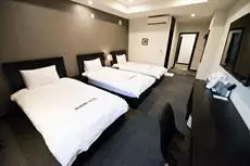 Economy Hotel Gapyeong 