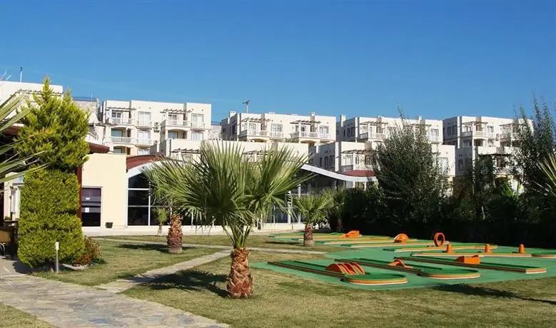 Lakeside Garden Holiday Village 