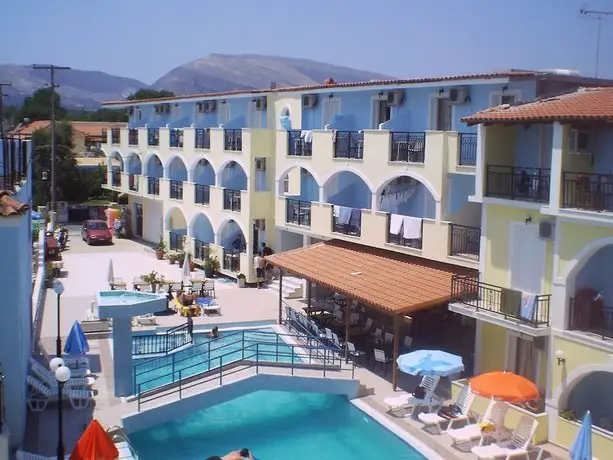 Vossos Hotel Apartments 