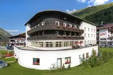 Berghotel-Gasthof Gstrein 