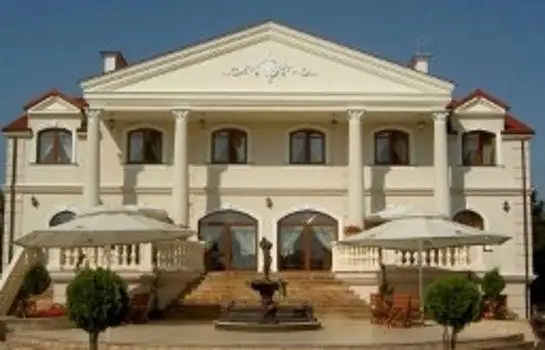 Hotel Palac Akropol
