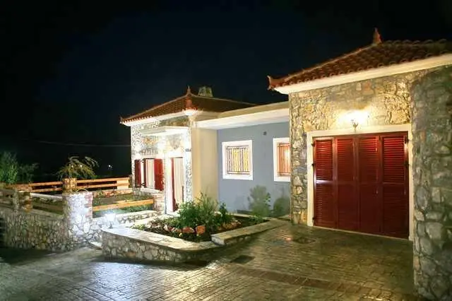 Art Lesvos Villas 