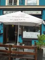 Academus - Cafe/Pub & Guest House 