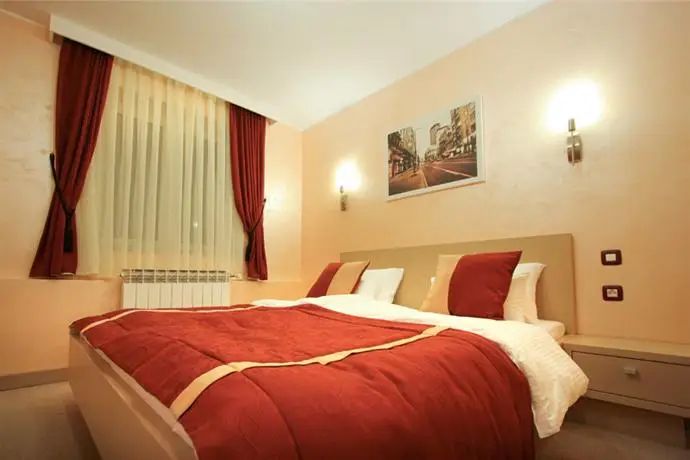 Euro Garni Hotel 