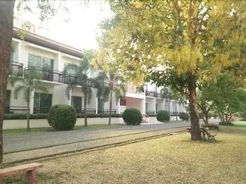 Fuengfah Riverside Garden Resort 