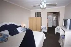 Bluewater Guesthouse 