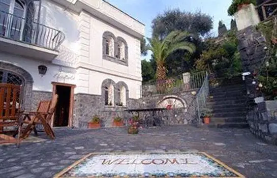 La Dimora Le Fumarole B&B 