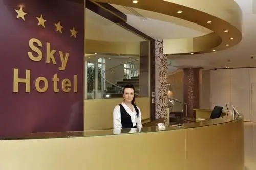 Sky Hotel Tirana 