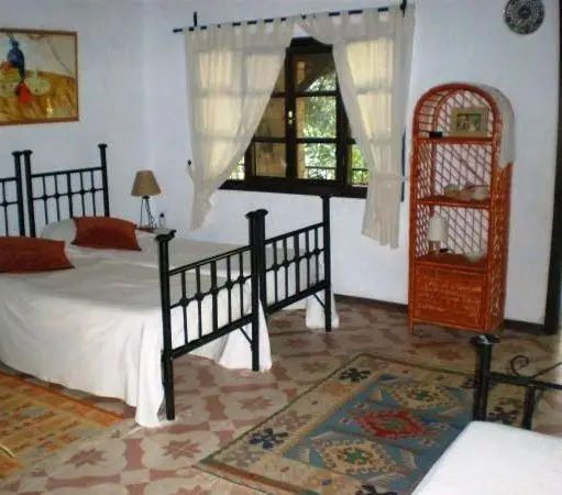 Bakkhos Guesthouse Kusadasi 