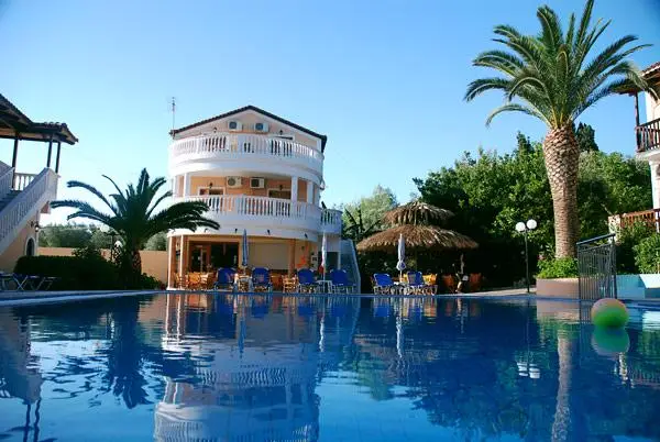 Lazaros Hotel Apartments 