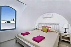 Aura Marina Santorini 