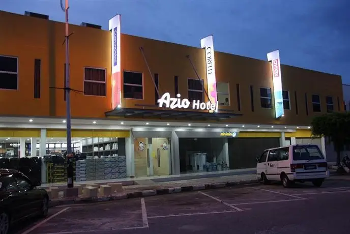 Azio Hotel & Residences 