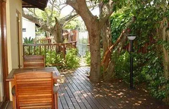 Umbrella Tree B&B 