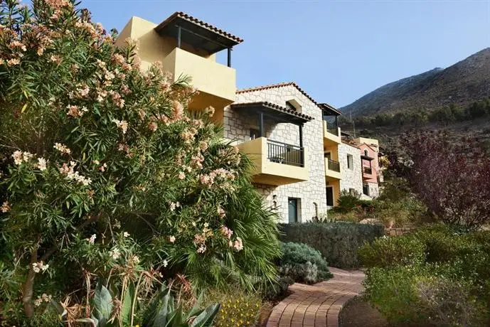 Petra Village Apartments 