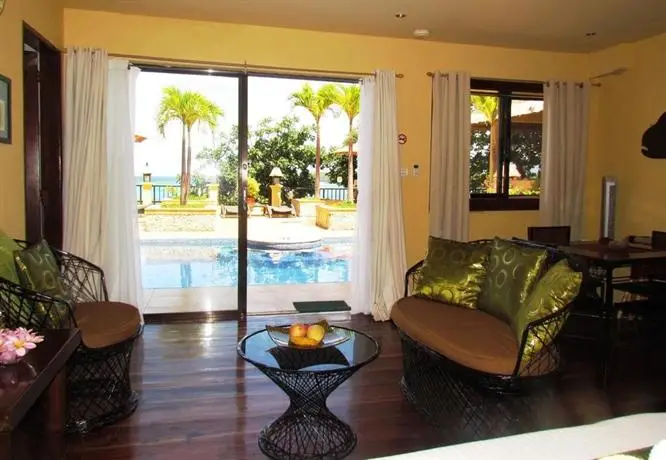 Palm Breeze Villa 