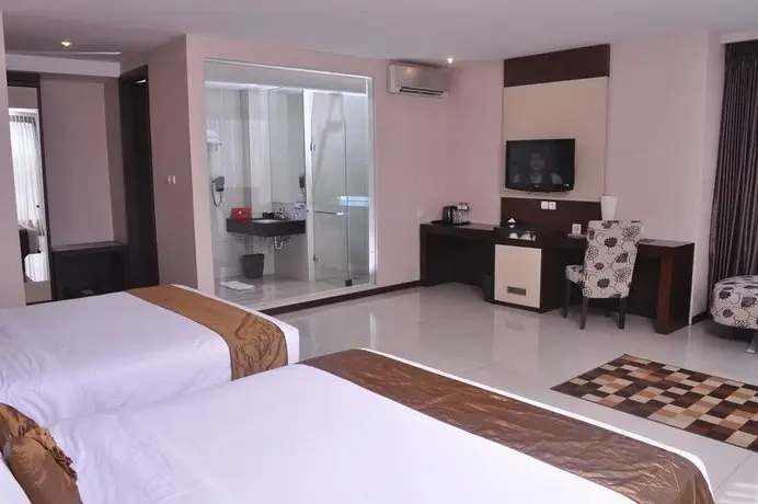 Scarlet Dago Hotel 