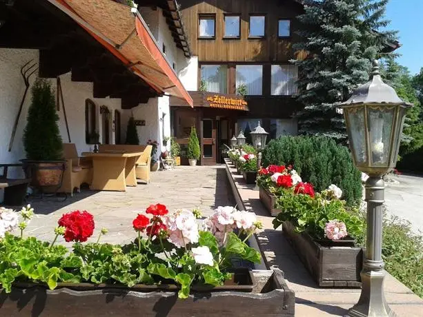 Zellerwirt Hotel & Restaurant 