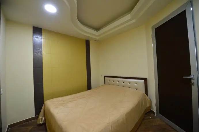 Yerevan Deluxe Hotel