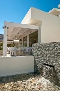 Lindos White Hotel & Suites 