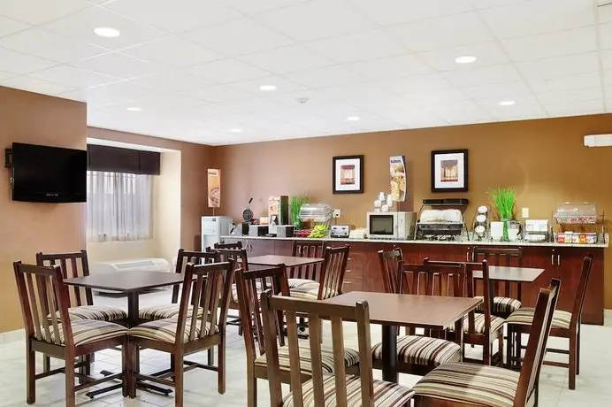 Microtel Inn & Suites by Wyndham Austin Airport 