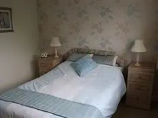 4 Meadowgate Close Bed & Breakfast Cardiff 