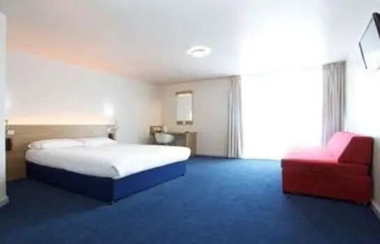 Travelodge Newquay Seafront Hotel