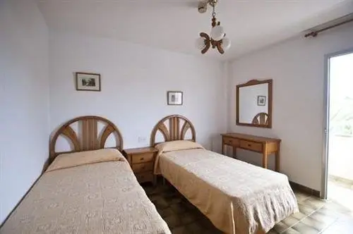 Apartamentos Zodiac Ses Fontanelles 