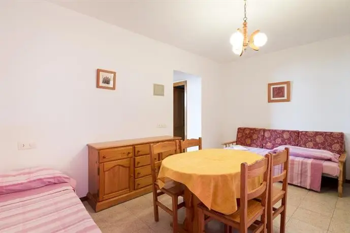 Apartamentos Zodiac Ses Fontanelles 