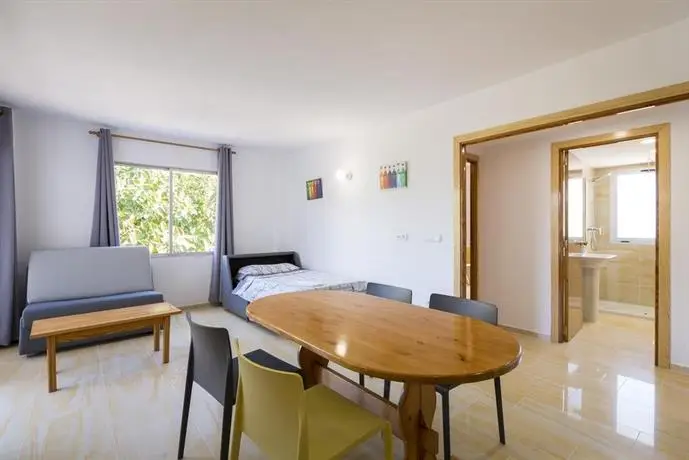 Apartamentos Zodiac Ses Fontanelles 