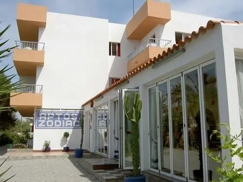 Apartamentos Zodiac Ses Fontanelles 