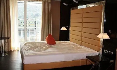 Hotel Kristal Palace - TonelliHotels 