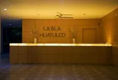 La Isla Huatulco Hotel & Beach Club 