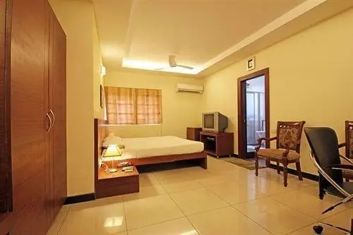 Curzon Suites